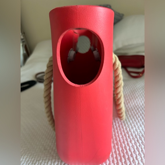 Obag Beach Bag in Red with Raffia and Black Shoulder Handles. - Picture 6 of 7